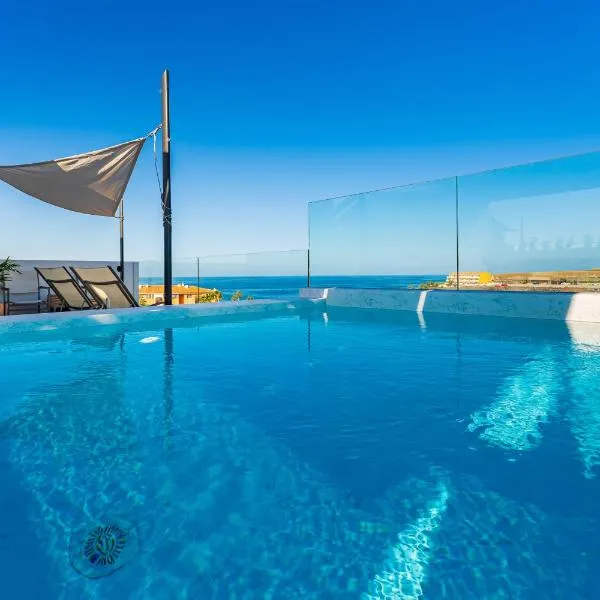 Green House - Modern Villa in Tenerife, Spain, hotel v destinaci Guía de Isora