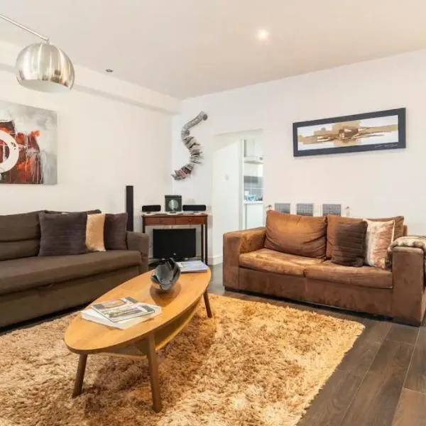 Appartement de charme dans maison du XVIᵉ siècle 2 chambres proche centre Clermont-Ferrand, hotel di Clermont-Ferrand