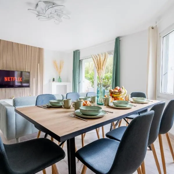 ☆Luxury Disneyland -The Green-Wood - Paris ☆, hotel in Lognes