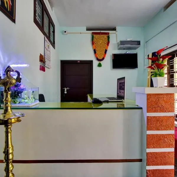 Hotel Revathy Tourist Home, hotel di Kollam