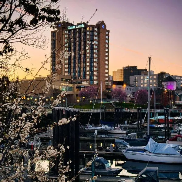 Coast Bastion Hotel, отель в городе Нанаймо