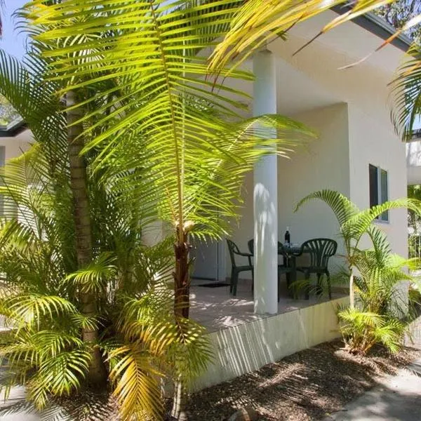 Breakaway - Bright and Breezy Studio with Communal Pool, Near Agnes Water Main Beach, hotel v destinaci Agnes Water