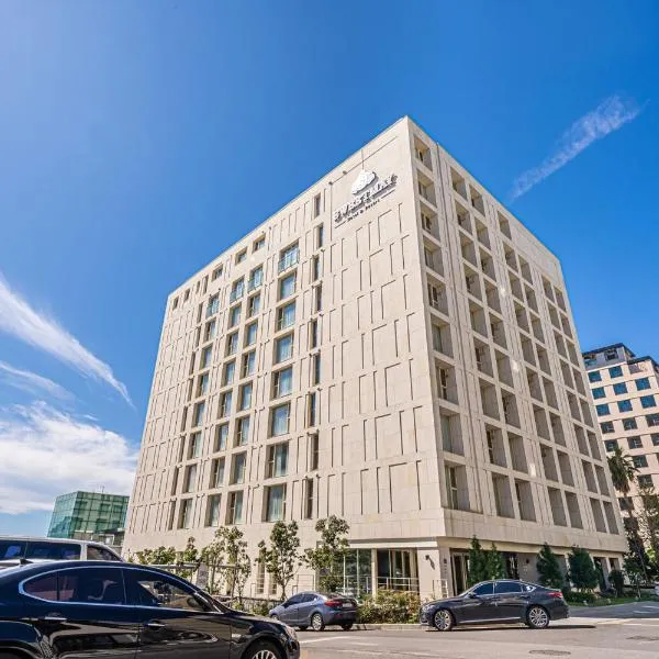 Sweet May Seogwipo Hotel, Hotel in Seogwipo