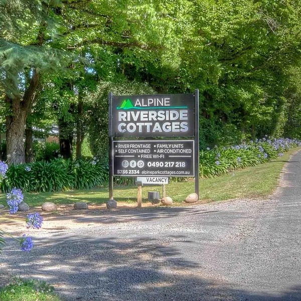 Alpine Riverside Cottages, hotel en Ovens