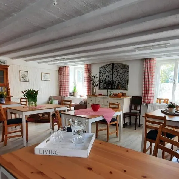 B&B Leonhard 7, hotel in Hohenthurn