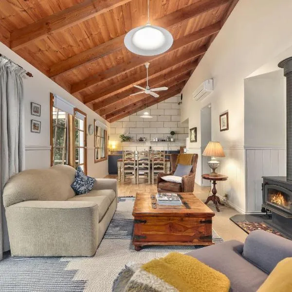 Jamieson Cottages - Cottage Three - Sleeps 4, hotel v destinaci Howqua