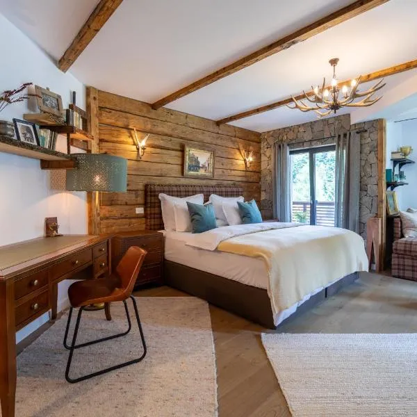 Bransilvania Fantasy Boutique Chalet - Adults Only: Bran şehrinde bir otel
