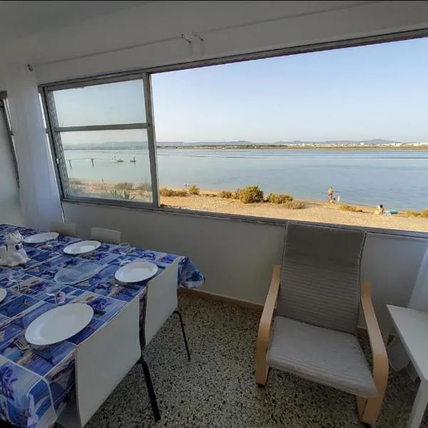 BLife Faya private rooms, hotel in Faro