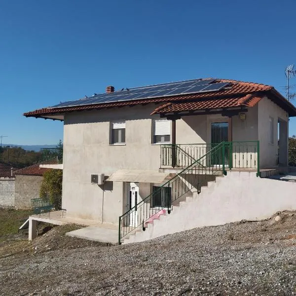 Villa Platania, hotel v destinaci Palaiokómi