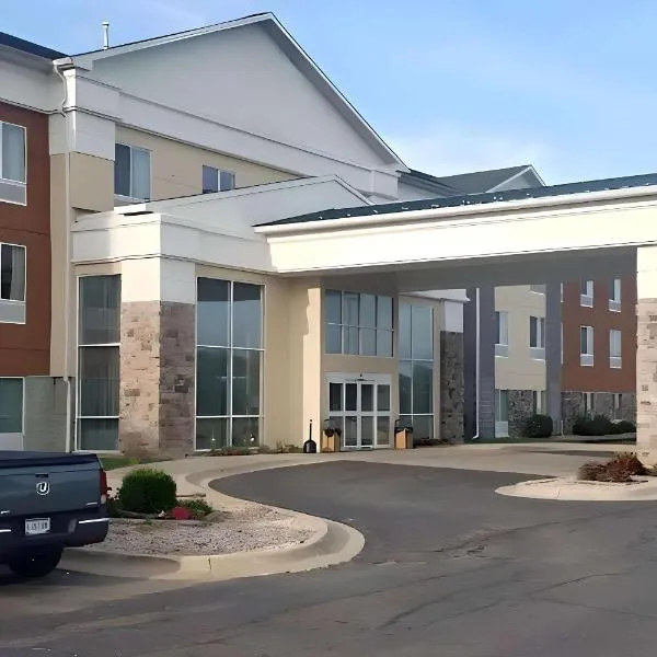 Peach Tree Inn and Suites: Watervliet şehrinde bir otel