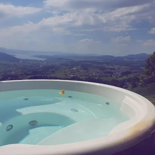 Ferienhaus Bergträumli Keine Zufahrt, hotel v destinaci Gommiswald