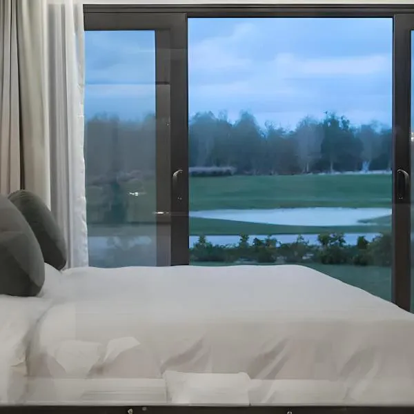 Apartment at Address Marassi Golf Resort by Bird Nest, khách sạn ở El Alamein