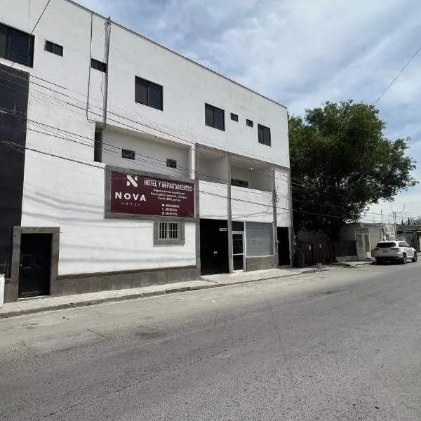 Hotel Plazuela, hotel u gradu Cadereyta Jiménez