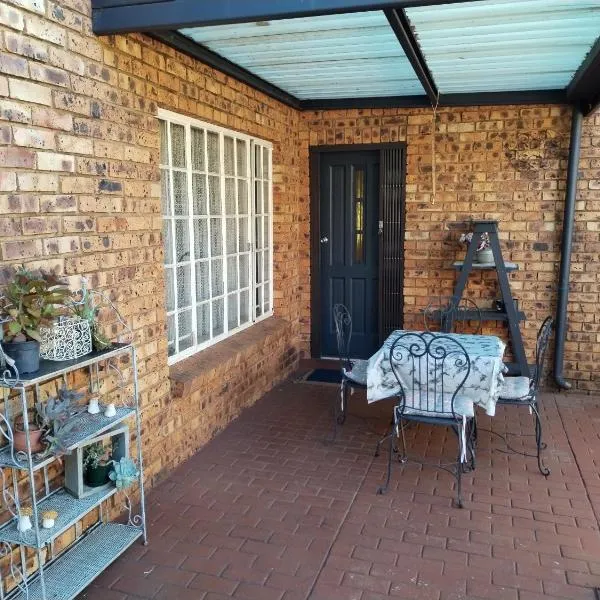 Jan's Cottage, hotel in Centurion