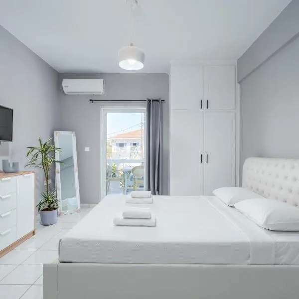 Casa Albastra Rooms & Suites, hotel en Porto Heli