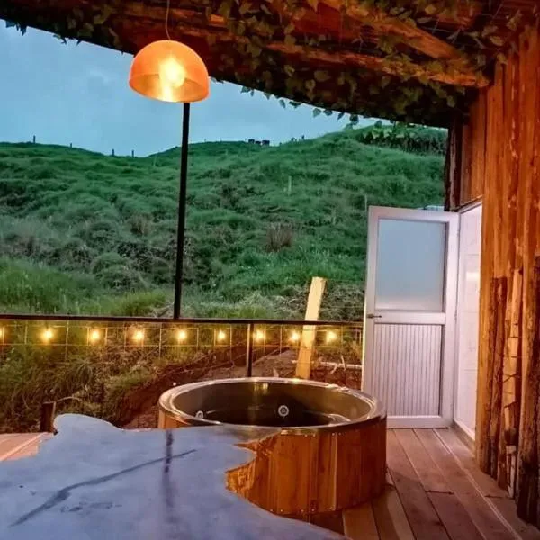 Hotel Cabañas y Chalets lujosos Mágica Luna Manizales、Villamaríaのホテル
