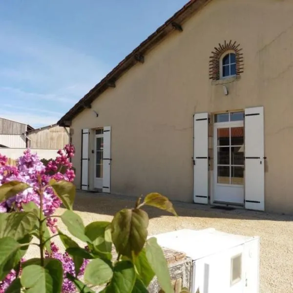 Gîte Le Grand Puy Loup, Hotel in Saint-Amand-sur-Sèvre