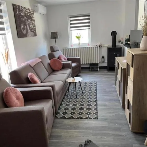 Kiscsillag Apartman, hotel v destinácii Gyenesdiás