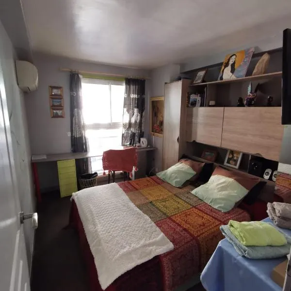 Agréable chambre d'hôte à 50M de la mer, hotel v Cannes