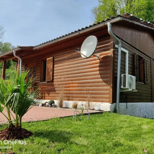 Ferienwohnung Grete, an der Weinstraße, khách sạn ở Ehrenhausen