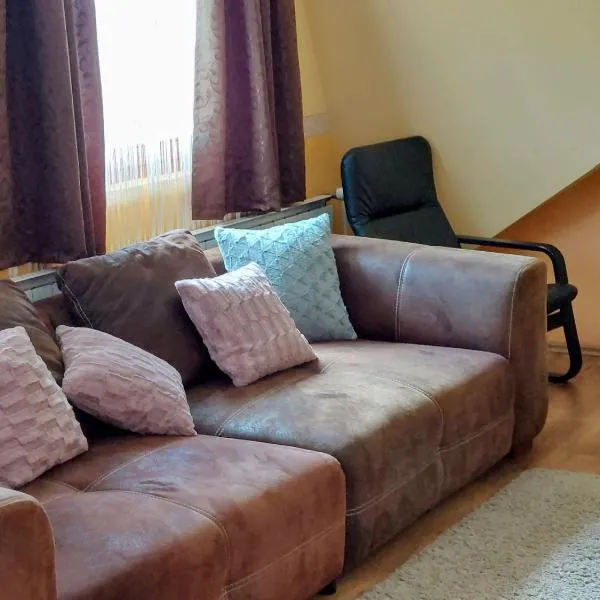 BO-ZSO Apartman, hotel in Vonyarcvashegy