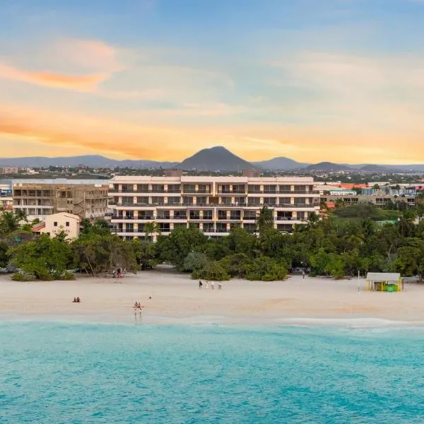 O Condominium Beachfront Residences, by Bocobay Aruba, hotel v destinaci Palm-Eagle Beach