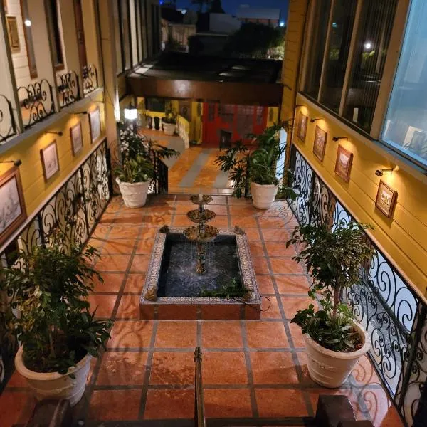 Whiskey Barrel, hotel v San José
