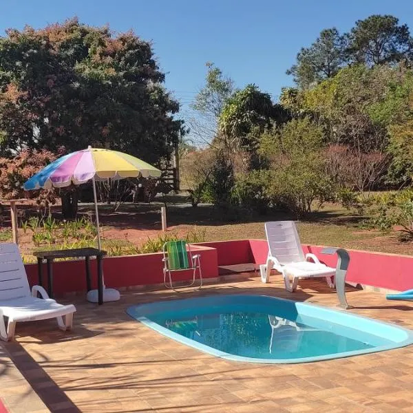 Pousadinha RoSi., hotel di Águas de Santa Barbara