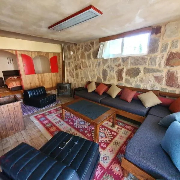 Faraya Chalet, hotel v destinaci Kfardebian