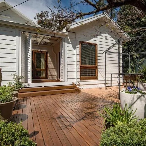 Capital Cottage, hotel v destinaci Narrabundah