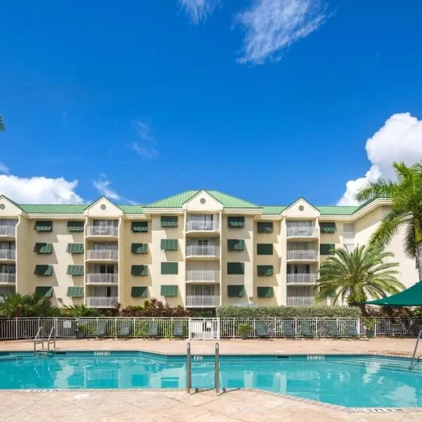 The Exuma Cay -Pool View & Parking、キーウェストのホテル