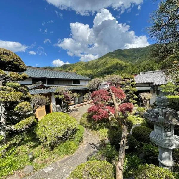 古民家ガーデン 山あり [新宿 80分 /富士山 30分 ： 中庭BBQ, 焚き火, ドッグラン], hotel din Ōtsuki