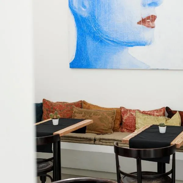 Embrace Sicily Guest House, hotel v destinaci Noto