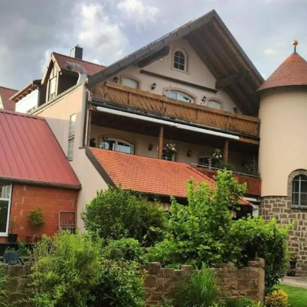 Pension Göppner, hotel v destinaci Salz