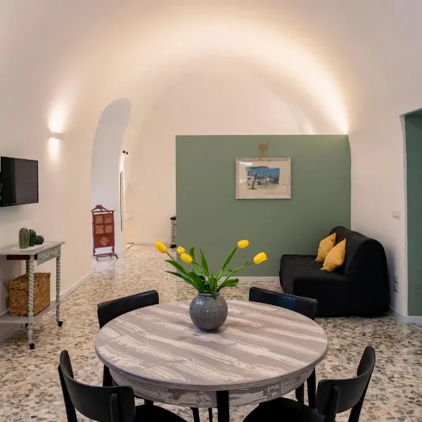 Auriga Luxury Flat, hotel in Modugno