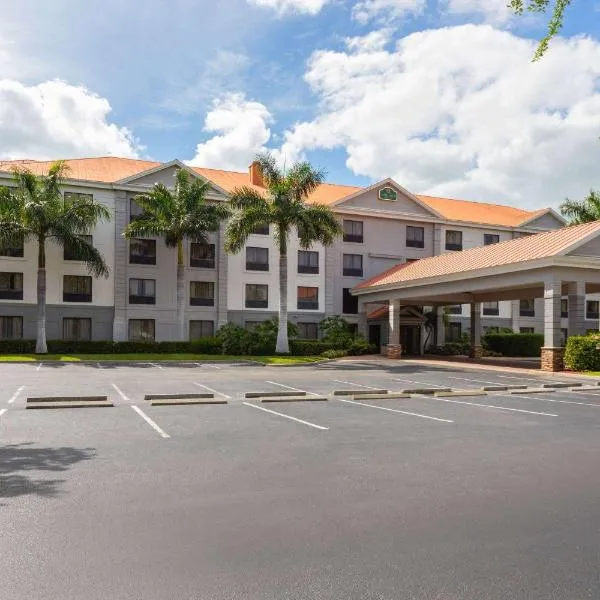 Viesnīca La Quinta by Wyndham Bonita Springs Naples North pilsētā Bounitaspringsa