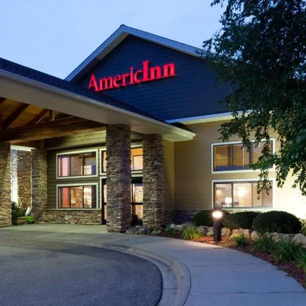 AmericInn by Wyndham Shakopee Near Canterbury Park, hotel in Prior Lake
