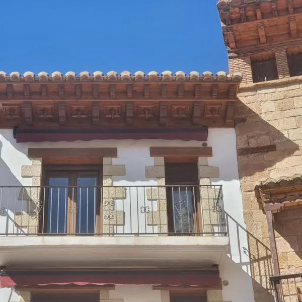 APARTAMENTOS EL PORTAL, hotel v destinaci Mora de Rubielos