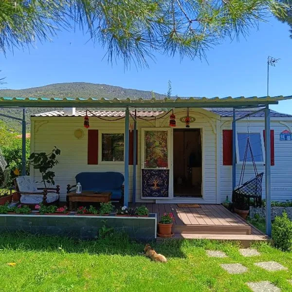 Villa Ardilla (La Adrada), hotel in Fresnedilla