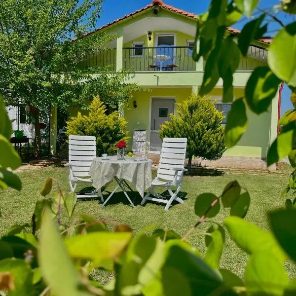 Felix Villa, hotel v destinaci Nea Plagia
