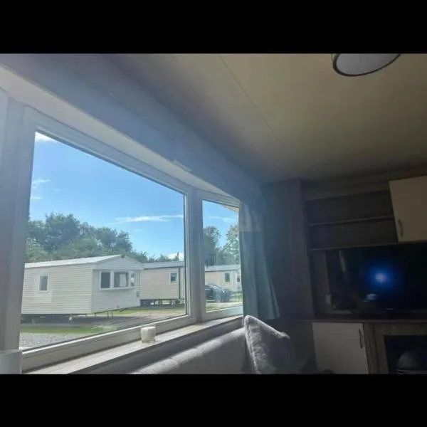 Caravan At Haven Lakeland, hotel v destinaci Grange-over-Sands
