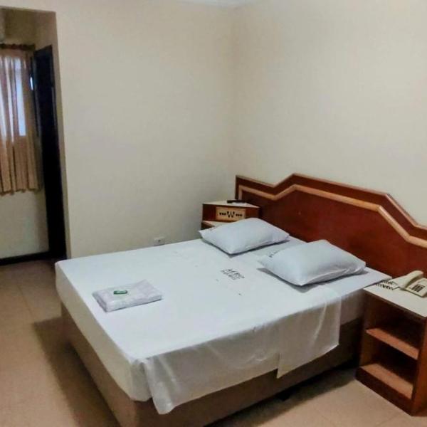 Aero Plaza Hotel - Foto 2