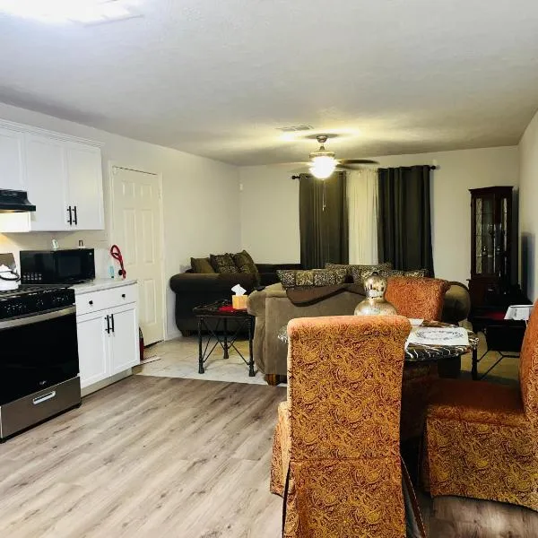 Cozy, Comfortable, and Convenient!, hotel v destinaci Port Arthur