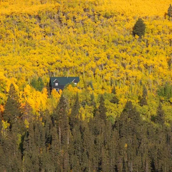 Aspen Ridge-Mountain Adventure House, hotel di Alma
