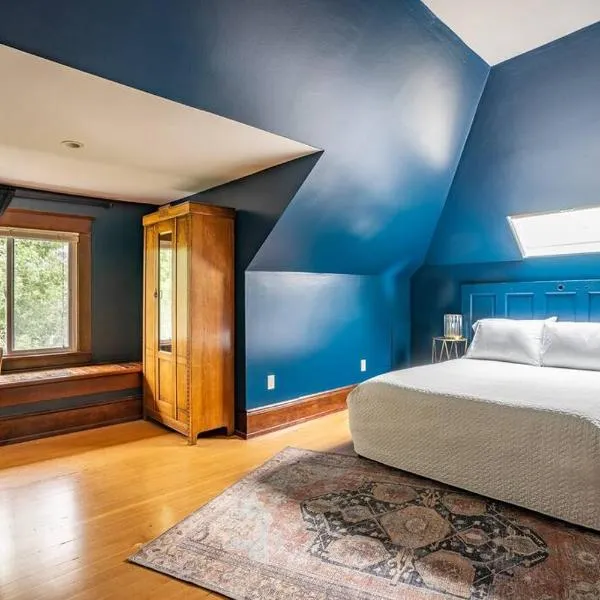 Charming Room in Capitol Hill - Foxglove Inn Rm 6、シアトルのホテル