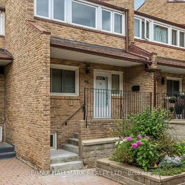 Cozy Town house, hotel a Toronto