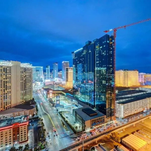 MGM Signature-29-821 1Br2Ba F1 Strip View Balcony, hotel en Las Vegas