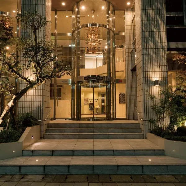 PLAZA EAST CABIN For men only、横手市のホテル