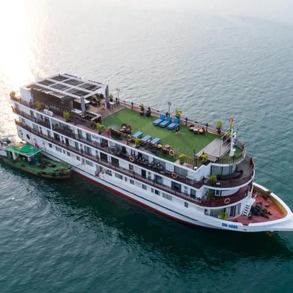 Amanda Legend Cruise Ha Long Bay, hôtel à Gia Luận