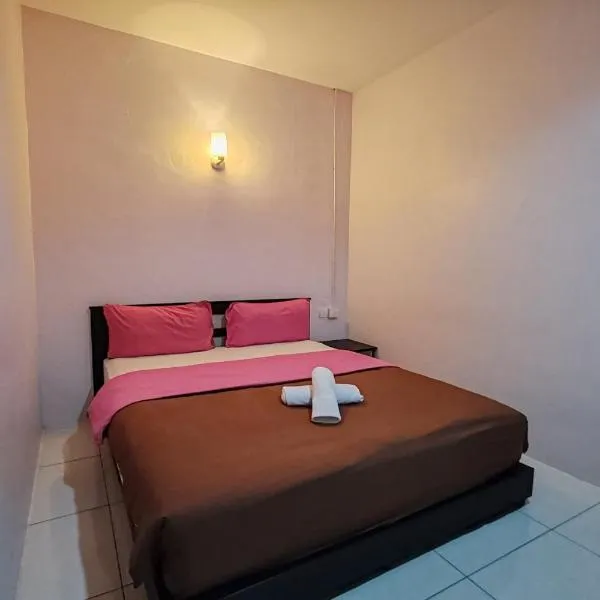 Hotel Kuang Hua Sitiawan Near To UniKL-MIMET, hotel in Sitiawan